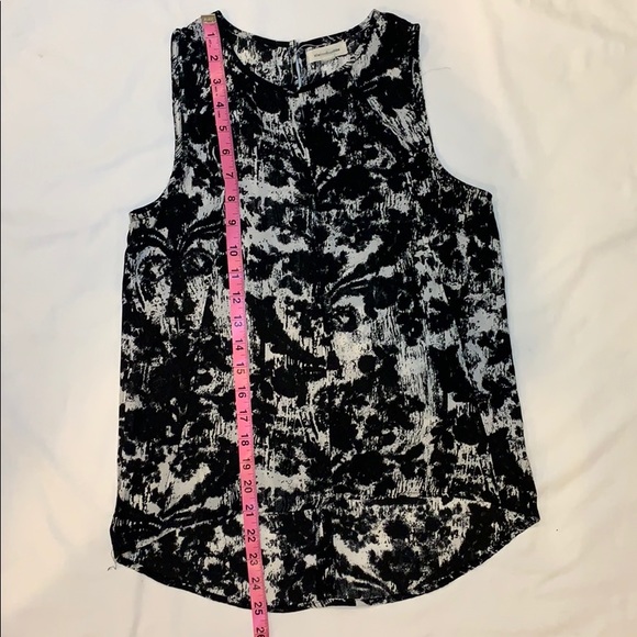 Silence and Noise Sleeveless Blouse - Picture 7 of 7